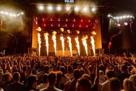 SMS Festival 30.000 Feierten Im Techno Paradies 14